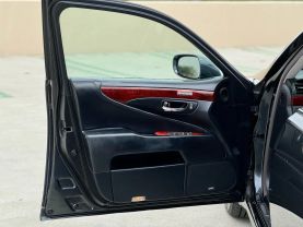 2010 LEXUS LS SEDAN V8, 4.6 LITER LS 460 SEDAN 4D