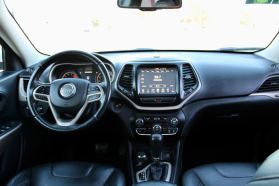2017 JEEP CHEROKEE SUV V6, 3.2 LITER LIMITED SPORT UTILITY 4D