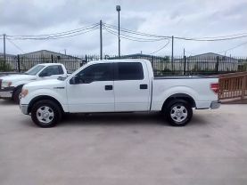 2012 FORD F150 SUPERCREW CAB PICKUP V6, FLEX FUEL, 3.7 LITER XLT PICKUP 4D 5 1/2 FT at Motors On Wheels - used car dealership in Houston, Texas.