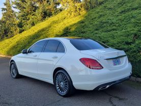 2015 MERCEDES-BENZ C-CLASS SEDAN 4-CYL, TURBO, 2.0 LITER C 300 4MATIC SEDAN 4D