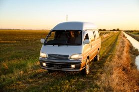 1998 TOYOTA HIACE VAN 1KZ-TE CAMPER