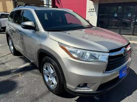 2014 TOYOTA HIGHLANDER SUV TAN AUTOMATIC - Auto Spot