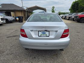 2012 MERCEDES-BENZ C-CLASS SEDAN V6, 3.0 LITER C 300 4MATIC LUXURY SEDAN 4D