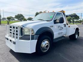 2006 FORD F450 SUPER DUTY REGULAR CAB & CHASSIS CAB CHASSIS WHITE AUTOMATIC - Dart Auto Group