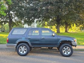 1995 TOYOTA 4RUNNER SUV V6, 3.0 LITER SR5 SPORT UTILITY 4D