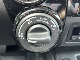 2023 NISSAN TITAN CREW CAB PICKUP V8, 5.6 LITER PLATINUM RESERVE PICKUP 4D 5 1/2 FT