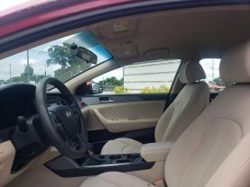 2015 Hyundai Sonata Se Sedan 4d - Image 10