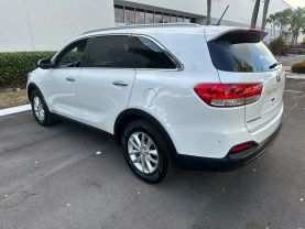 2018 KIA SORENTO SUV V6, GDI, 3.3 LITER LX SPORT UTILITY 4D