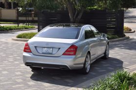 2012 MERCEDES-BENZ S-CLASS SEDAN V8, TWIN TURBO, 4.6 LITER S 550 SEDAN 4D