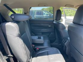 2020 Mitsubishi Outlander - Image 19