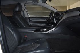 2019 TOYOTA CAMRY SEDAN 4-CYL, 2.5 LITER SE SEDAN 4D