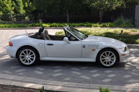 1998 BMW Z3 CONVERTIBLE 6-CYL, 2.8 LITER 6-CYL ROADSTER 2D