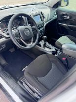 2019 JEEP CHEROKEE SUV 4-CYL, ZERO EVAP, 2.4 LITER LATITUDE SPORT UTILITY 4D