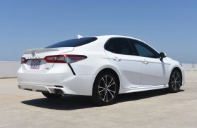 2019 TOYOTA CAMRY SEDAN 4-CYL, 2.5 LITER SE SEDAN 4D