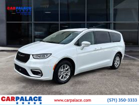 2022 Chrysler Pacifica Touring L Van 4d - Image 1