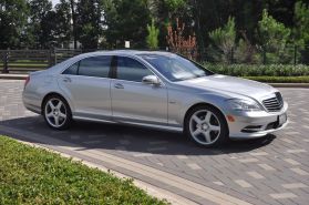2012 MERCEDES-BENZ S-CLASS SEDAN V8, TWIN TURBO, 4.6 LITER S 550 SEDAN 4D