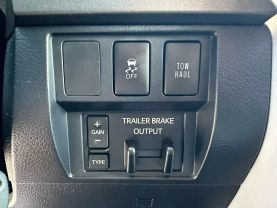 Used 2017 TOYOTA TUNDRA CREWMAX PICKUP V8, FLEX FUEL, 5.7 LITER SR5 PICKUP 4D 5 1/2 FT - LA Auto Star located in Virginia Beach, VA
