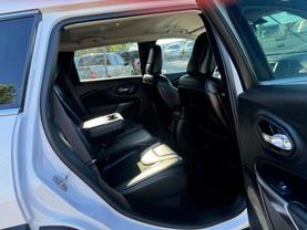 2019 JEEP CHEROKEE SUV WHITE AUTOMATIC - Auto Spot