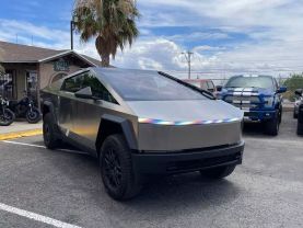 2024 TESLA CYBERTRUCK PICKUP DUAL AC ELECTRIC MOTORS ALL-WHEEL DRIVE PICKUP 4D 6 FT