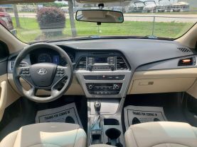 2015 Hyundai Sonata Se Sedan 4d - Image 26