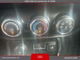 2016 Jeep Renegade - Image 14