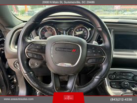 2022 Dodge Challenger - Image 9