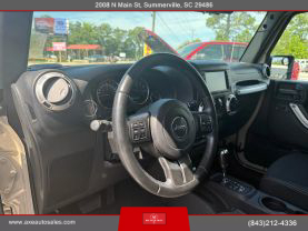 2017 Jeep Wrangler Unlimited - Image 10