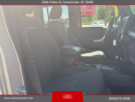 2017 Jeep Wrangler Unlimited - Image 20