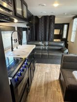 2021 CHEROKEE BY FOREST RIVER GREY WOLF SE - - 26DJSE