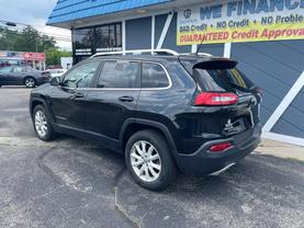 2015 Jeep Cherokee - Image 4