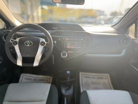 2016 TOYOTA PRIUS C