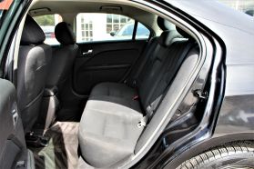 2011 FORD FUSION SEDAN 4-CYL, 2.5 LITER SE SEDAN 4D