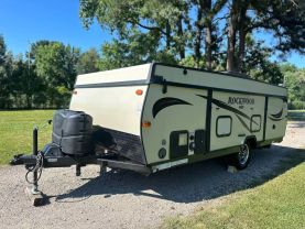 Used 2016 ROCKWOOD BY FOREST RIVER HIGH WALL SERIES POP UP TRAILER - HW276 - LA Auto Star located in Virginia Beach, VA