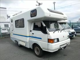 1997 MITSUBISHI DELICA VAN 4D56 JB500