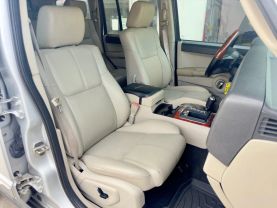 2006 JEEP COMMANDER SUV V8, 4.7 LITER LIMITED SPORT UTILITY 4D