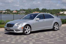 2012 MERCEDES-BENZ S-CLASS SEDAN V8, TWIN TURBO, 4.6 LITER S 550 SEDAN 4D