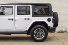 2020 JEEP WRANGLER UNLIMITED SUV 4-CYL, ETORQUE, TURBO, 2.0 LITER SAHARA SPORT UTILITY 4D