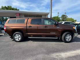 Used 2017 TOYOTA TUNDRA CREWMAX PICKUP V8, FLEX FUEL, 5.7 LITER SR5 PICKUP 4D 5 1/2 FT - LA Auto Star located in Virginia Beach, VA