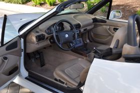 1998 BMW Z3 CONVERTIBLE 6-CYL, 2.8 LITER 6-CYL ROADSTER 2D