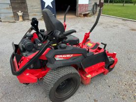 2023 GRAVELY 600 COMMERCIAL LAWN MOWER - -