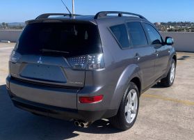 2007 MITSUBISHI OUTLANDER SUV V6, 3.0 LITER XLS SPORT UTILITY 4D