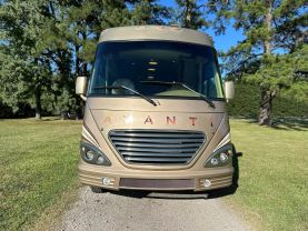 Used 2009 DAMON AVANTI SERIES CLASS A - 3106 WORKHORSE - LA Auto Star located in Virginia Beach, VA