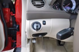 2009 MERCEDES-BENZ SL-CLASS CONVERTIBLE V8, 5.5 LITER SL 550 ROADSTER 2D