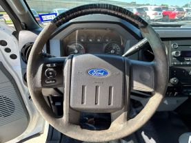 2011 FORD F350 SUPER DUTY CREW CAB & CHASSIS CAB CHASSIS V8, TURBO DIESEL, 6.7L 176" W.B. 4D