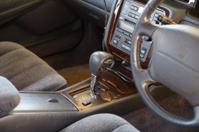 1995 TOYOTA CROWN SEDAN 2JZ-GE ROYAL TOURING