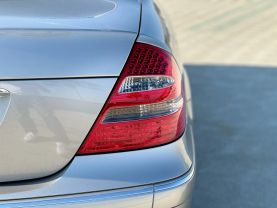 2004 MERCEDES-BENZ E-CLASS SEDAN V8, 5.0 LITER E 500 SEDAN 4D