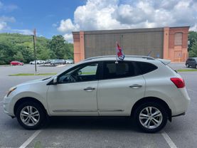 2013 NISSAN ROGUE SUV 4-CYL, 2.5 LITER SV SPORT UTILITY 4D