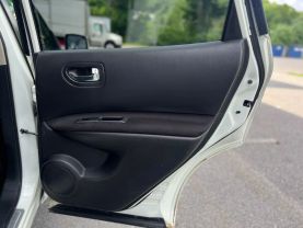 2013 NISSAN ROGUE SUV 4-CYL, 2.5 LITER SV SPORT UTILITY 4D