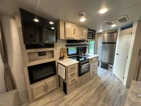 Used 2021 ROCKWOOD BY FOREST RIVER MINI LITE TRAVEL TRAILER - 2205S - LA Auto Star located in Virginia Beach, VA