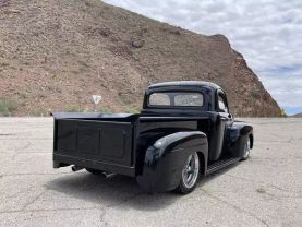 1952 FORD F-1 - V8 -